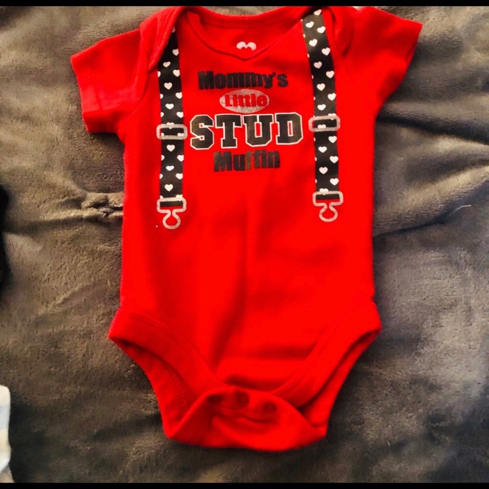 6/$15🔹NEWBORN Boy onesie